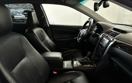 Toyota Camry, 2016 год, 2 050 000 рублей, 14 фотография