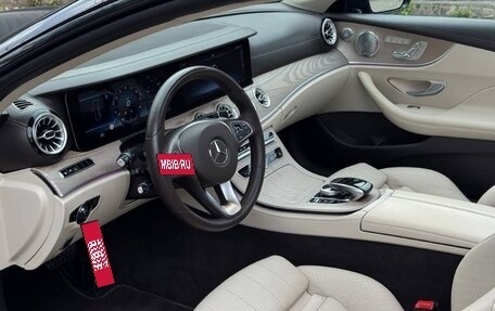 Mercedes-Benz E-Класс, 2018 год, 4 600 000 рублей, 8 фотография