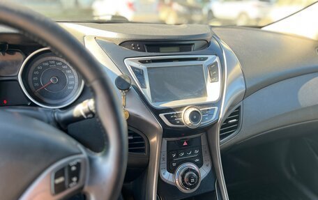 Hyundai Elantra V, 2013 год, 670 000 рублей, 17 фотография
