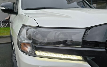 Toyota Land Cruiser 200, 2015 год, 6 450 000 рублей, 2 фотография