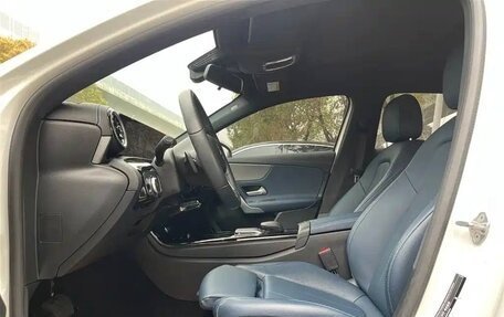 Mercedes-Benz A-Класс, 2022 год, 1 530 666 рублей, 6 фотография