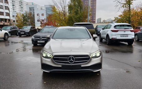 Mercedes-Benz E-Класс, 2021 год, 5 800 000 рублей, 2 фотография