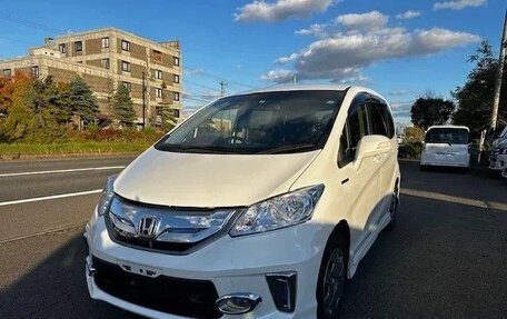 Honda Freed I, 2015 год, 855 000 рублей, 1 фотография
