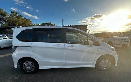 Honda Freed I, 2015 год, 855 000 рублей, 4 фотография