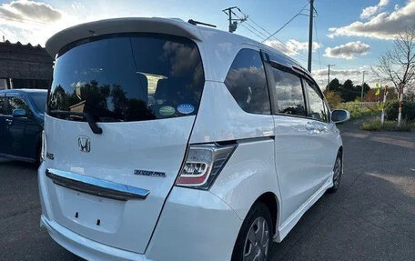 Honda Freed I, 2015 год, 855 000 рублей, 5 фотография