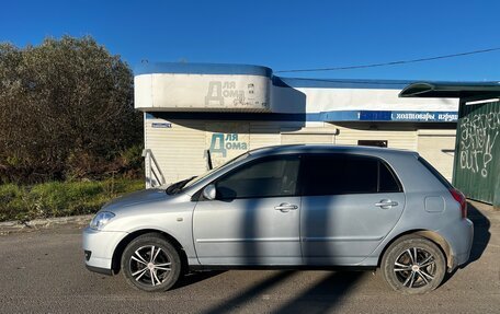 Toyota Corolla, 2004 год, 660 000 рублей, 3 фотография