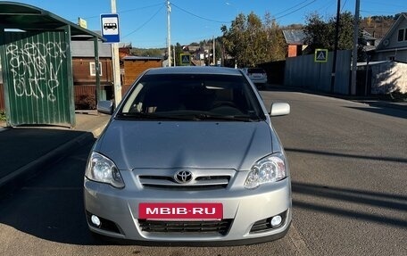 Toyota Corolla, 2004 год, 660 000 рублей, 2 фотография