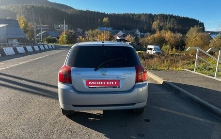 Toyota Corolla, 2004 год, 660 000 рублей, 4 фотография