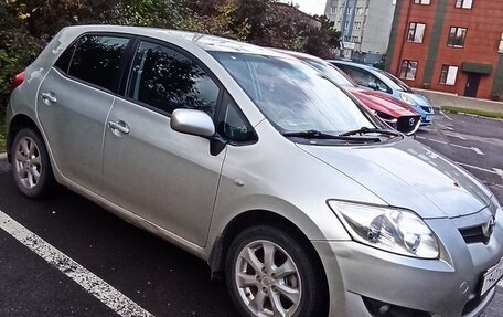 Toyota Auris II, 2008 год, 650 000 рублей, 2 фотография