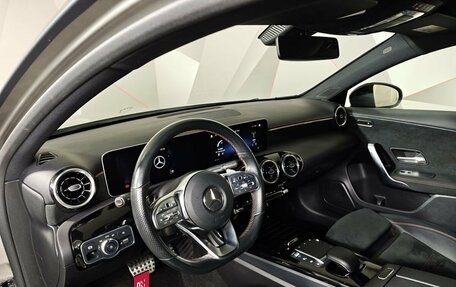 Mercedes-Benz A-Класс, 2020 год, 2 395 000 рублей, 19 фотография