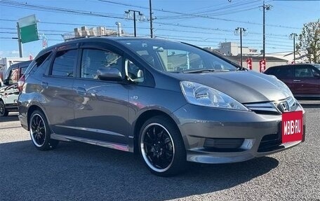 Honda Fit Shuttle I рестайлинг, 2015 год, 970 000 рублей, 3 фотография