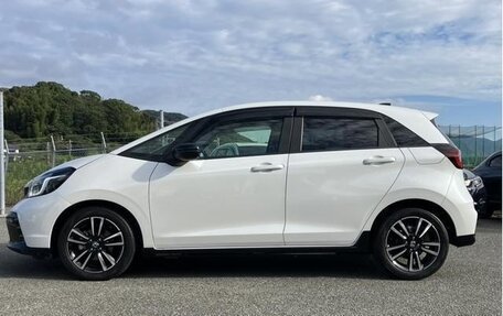 Honda Fit, 2023 год, 1 330 000 рублей, 8 фотография