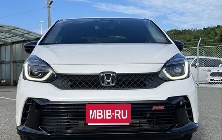 Honda Fit, 2023 год, 1 330 000 рублей, 2 фотография