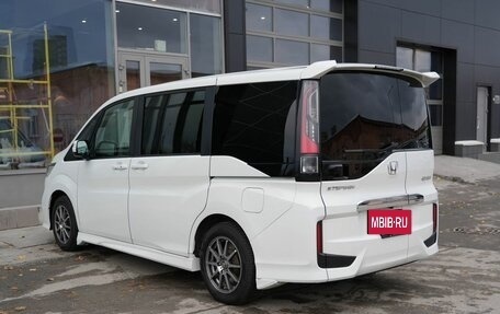 Honda Stepwgn IV, 2019 год, 2 310 000 рублей, 7 фотография