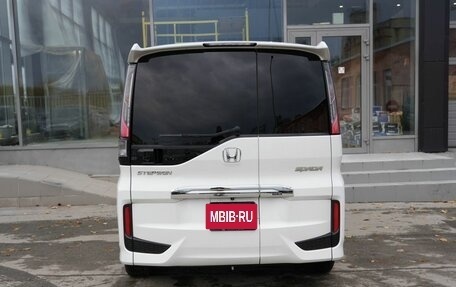 Honda Stepwgn IV, 2019 год, 2 310 000 рублей, 6 фотография