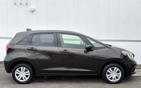 Honda Fit, 2022 год, 1 100 000 рублей, 9 фотография