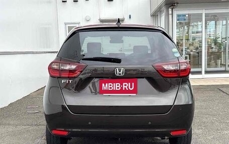 Honda Fit, 2022 год, 1 100 000 рублей, 6 фотография