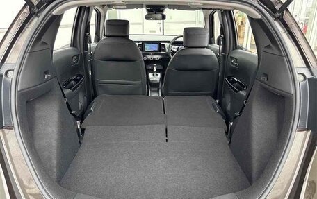 Honda Fit, 2022 год, 1 100 000 рублей, 23 фотография