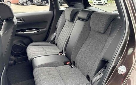 Honda Fit, 2022 год, 1 100 000 рублей, 19 фотография