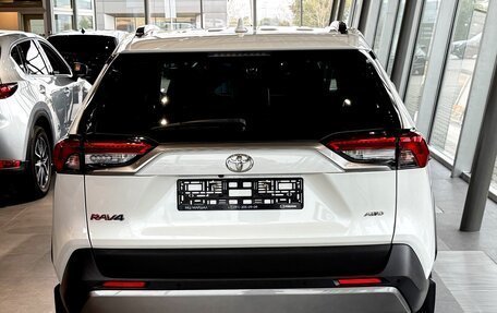 Toyota RAV4, 2019 год, 3 690 000 рублей, 9 фотография