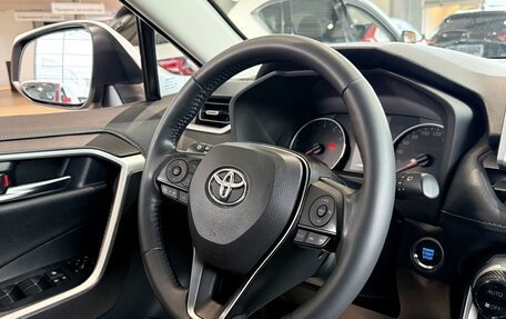 Toyota RAV4, 2019 год, 3 690 000 рублей, 22 фотография