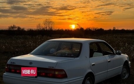 Toyota Crown, 1996 год, 650 000 рублей, 2 фотография