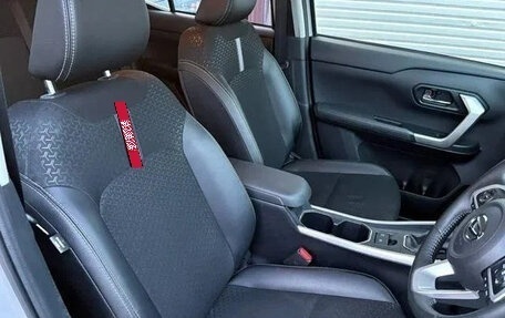 Daihatsu Rocky, 2023 год, 1 200 000 рублей, 16 фотография