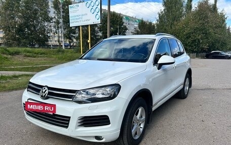 Volkswagen Touareg III, 2012 год, 2 499 000 рублей, 4 фотография