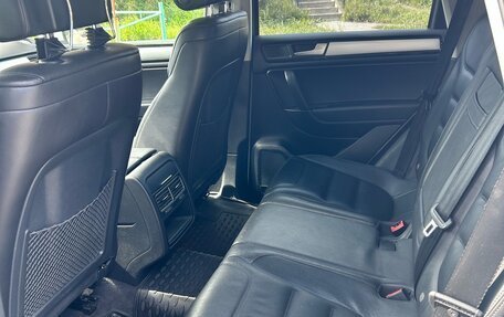 Volkswagen Touareg III, 2012 год, 2 499 000 рублей, 21 фотография
