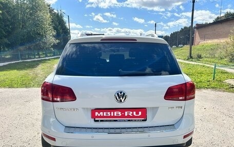 Volkswagen Touareg III, 2012 год, 2 499 000 рублей, 11 фотография