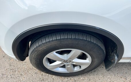 Volkswagen Touareg III, 2012 год, 2 499 000 рублей, 28 фотография