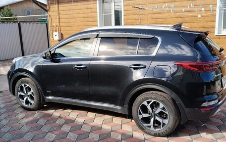 KIA Sportage IV рестайлинг, 2018 год, 2 150 000 рублей, 5 фотография