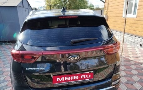 KIA Sportage IV рестайлинг, 2018 год, 2 150 000 рублей, 9 фотография