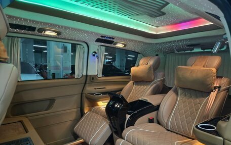 Mercedes-Benz V-Класс, 2023 год, 7 324 017 рублей, 7 фотография