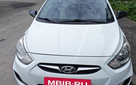 Hyundai Solaris II рестайлинг, 2013 год, 730 000 рублей, 6 фотография