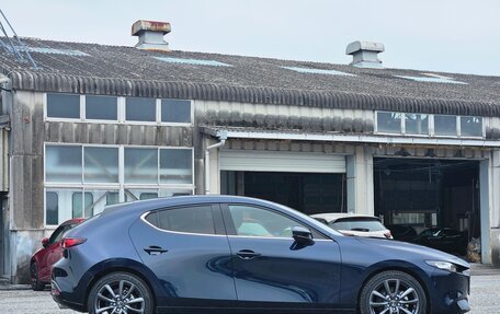Mazda 3, 2022 год, 1 182 000 рублей, 2 фотография