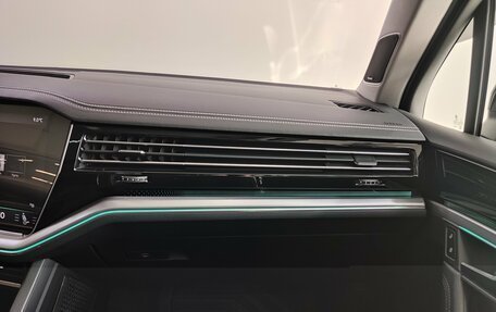 Volkswagen Touareg III, 2021 год, 5 975 000 рублей, 12 фотография