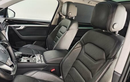 Volkswagen Touareg III, 2021 год, 5 975 000 рублей, 16 фотография