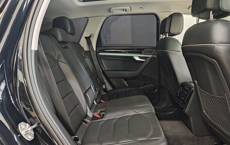 Volkswagen Touareg III, 2021 год, 5 975 000 рублей, 22 фотография
