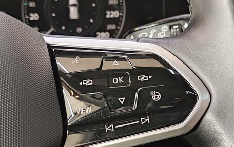 Volkswagen Touareg III, 2021 год, 5 975 000 рублей, 25 фотография