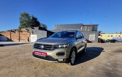 Volkswagen T-Roc I, 2021 год, 2 220 000 рублей, 1 фотография
