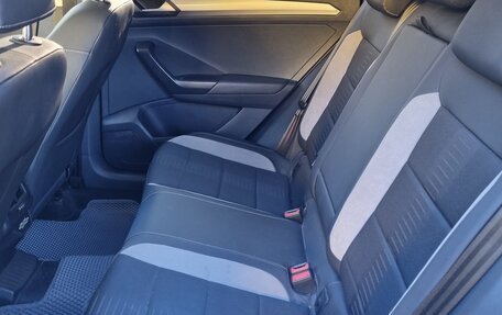 Volkswagen T-Roc I, 2021 год, 2 220 000 рублей, 10 фотография