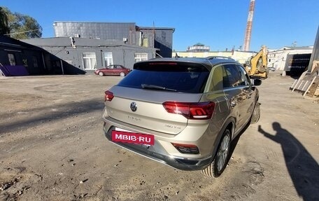 Volkswagen T-Roc I, 2021 год, 2 220 000 рублей, 7 фотография