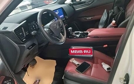 Lexus NX, 2026 год, 5 600 000 рублей, 13 фотография