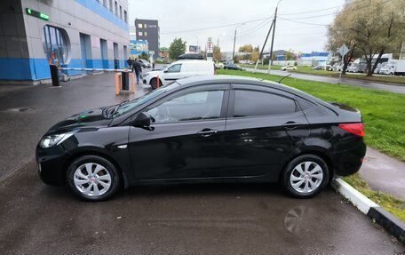 Hyundai Solaris II рестайлинг, 2013 год, 600 000 рублей, 2 фотография