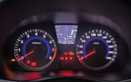 Hyundai Solaris II рестайлинг, 2013 год, 600 000 рублей, 6 фотография