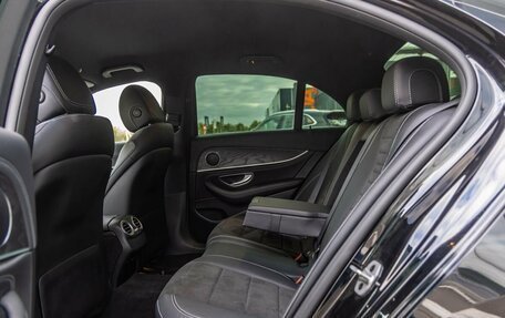 Mercedes-Benz E-Класс, 2021 год, 4 848 000 рублей, 34 фотография