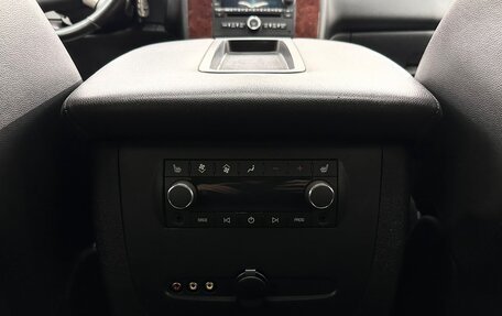 Chevrolet Tahoe III, 2012 год, 2 499 999 рублей, 18 фотография