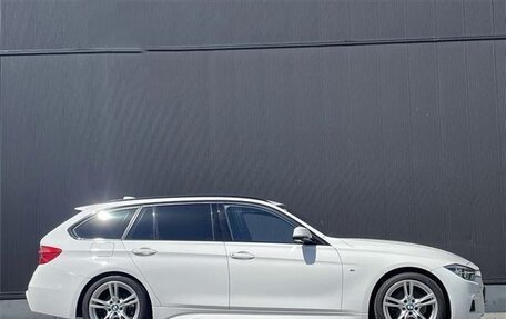 BMW 3 серия, 2019 год, 1 320 000 рублей, 2 фотография