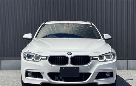 BMW 3 серия, 2019 год, 1 320 000 рублей, 8 фотография